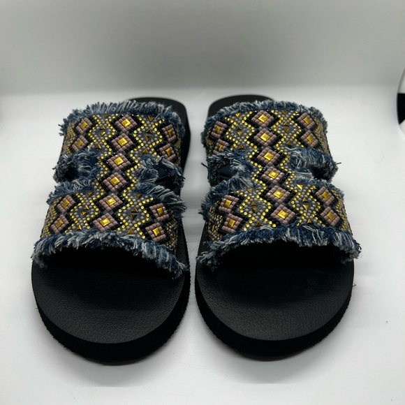 Cato Shoes - BRAND NEW Cato Beaded Denim Fringe Slide Sandals - Size 7